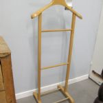 628 5268 VALET STAND